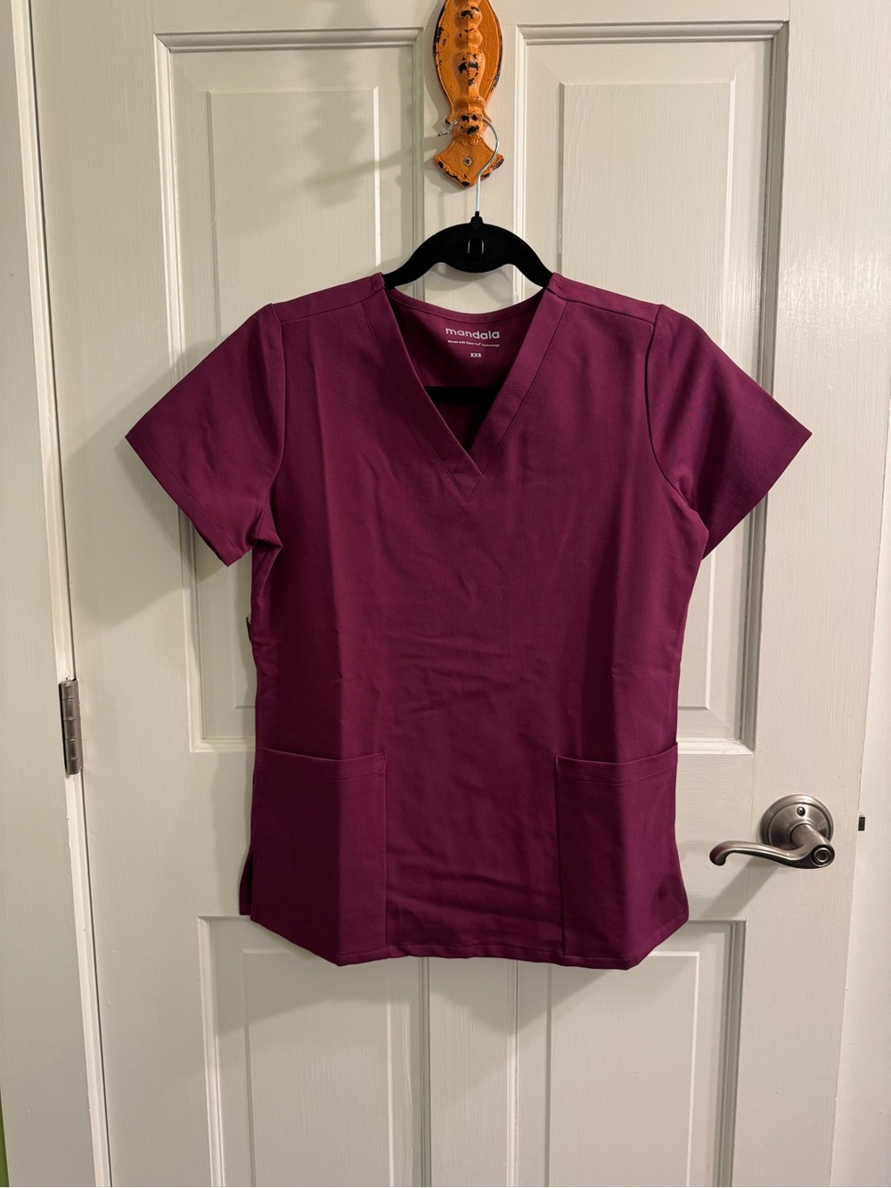 mandala Short Sleeve V-Neck Scrub Top in Plum
